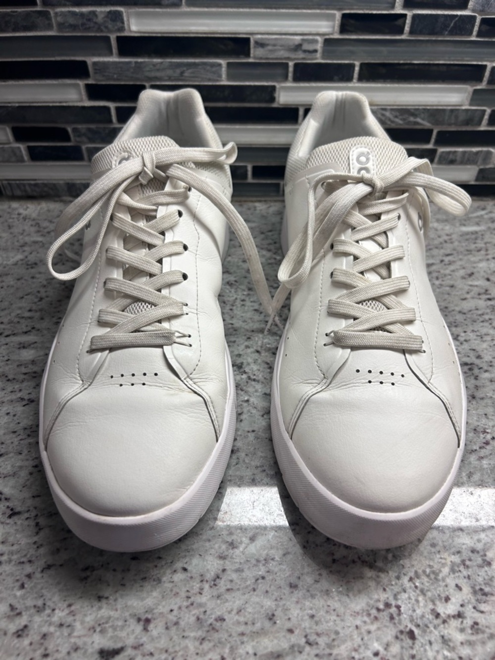 Men's On Cloud Roger Advantage White Leather Low-Top Sneakers size 12 - Picture 3 of 9